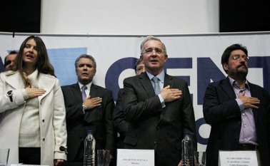 El próximo martes se conocerá el nombre del nuevo precandidato del uribismo, que saldrá del trío que aún se mantiene para la encuesta. Colprensa