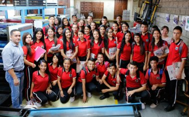 Estudiantes de la Institución Educativa San Antonio. Juan Pablo Cohen
