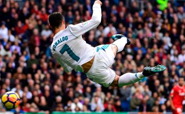El Real Madrid se desplazará ahora a Abu Dabi para disputar el Mundial de Clubes antes de cerrar el triunfal 2017. AFP