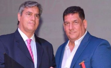 Momento en que reciben el reconocimiento. IPT