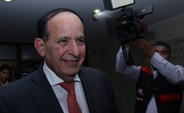 A Ashton se le investiga porque el grupo paramilitar supuestamente “ofreció darle un puesto a un sobrino en un hospital para que les apoyara”. Colprensa