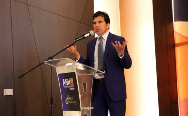 Orlando Velandia Sepúlveda, presidente de la Agencia Nacional de Hidrocarburos (ANH),expresó que el reto para 2018 es alcanzar una producción diaria de 900 mil barriles.  Colprensa