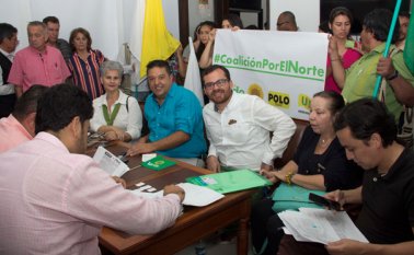 En la conformación de las planchas se vieron varias sorpresas, así como la ausencia de las listas con el respaldo de firmas. Alfredo Estévez