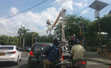 En total, cuatro puntos de la ciudad contarán con este tipo de tecnología en la red semafórica. Cortesía
