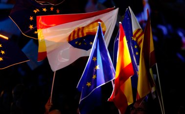 El candidato socialista en Cataluña, Miquel Iceta, llamó "demócrata de pacotilla" al líder nacional de Ciudadanos, Albert Rivera. AFP