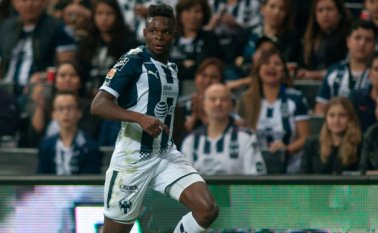 El colombiano Avilés Hurtado definió la victoria con un pase de su paisano Dorlan Pabón. Archivo