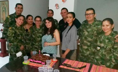 Ana Mercedes Arias en compañía de integrantes del Ceops. Cortesía