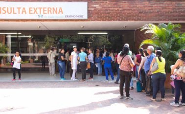 El manejo de las unidades de cuidados intensivos requiere una inversión de más mil millones de pesos mensuales, y solo el recurso humano vale más de 800 millones. Archivo de La Opinión