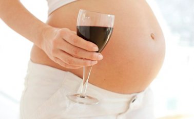 Los expertos observaron que el acetaldehído puede dañar el ADN en las células madre sanguíneas, alterando permanentemente las secuencia de ADN dentro de estas. Internet