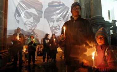 El 8 de enero de 1988 desapacieron en la ciudad de Quito los hermanos Carlos y Andrés Restrepo sin que se aún se conozca el paradero de sus cuerpos. El Ciudadano