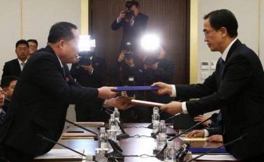 Las dos partes van a llevar a cabo reuniones de trabajo para determinar otros detalles, como el modo en que los norcoreanos viajarían al sur. Colprensa