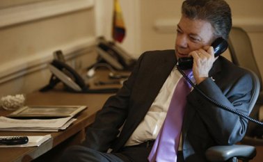 El tema salió cuando Santos quiso llamar a Trump para solidarizarse con las víctimas del huracán Harvey. Colprensa