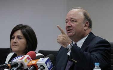 Villegas lamentó la muerte de Luis Guillermo Acencio, un soldado asesinado por un francotirador del frente Domingo Lain del Eln. Colprensa