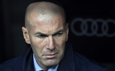 Zidane defendió nuevamente a sus jugadores al asegurar que no les puede "reprochar nada". AFP