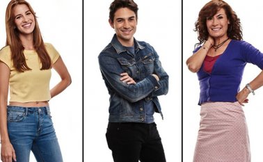 Laura Londoño, Sebastián Eslava y Katherine Vélez, protagonistas de ‘Paraiso Travel’. Internet