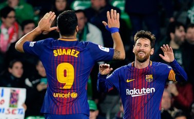 ‘El pistolero’ Luis Suárez dio otra demostración de calidad ofensiva, en la victoria del Barcelona ante el Betis (5-0). El uruguayo consiguió un doblete. AFP