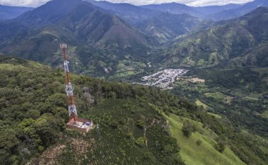 La compañía Claro tiene un plan para llegar con la tecnología 4G a más áreas de la región Archivo La Opinión