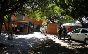Los familiares identificaron este lunes los cadáveres en el Instituto de Medicina Legal en Cúcuta. La Opinión