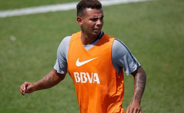 Mientras los colombianos estuvieron separados del plantel, Boca jugó dos partidos amistosos, ante Aldosivi y River Plate, con derrotas en ambos compromisos. AFP