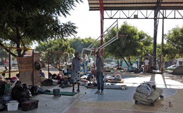 El secretario de Seguridad Ciudadana, Mauricio Franco, explicó que en la tarde de este martes, en la cancha de Sevilla solo quedaban 50 venezolanos. Mario Caicedo