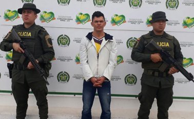 Mauricio era integrante de la banda delincuencia organizada “Los Fugases” que delinquen en el Atlántico, siendo el enlace directo con integrantes del grupo ilegal “Los Pelusos” en Norte de Santander. Cortesía Policía