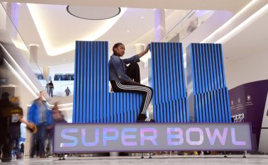 Hoy, a las 6:30 de la noche, en el U.S. Bank Stadium de Minneapolis, se juega la final de la NFL, el certamen más importante del año en los deportes estadounidenses. AFP