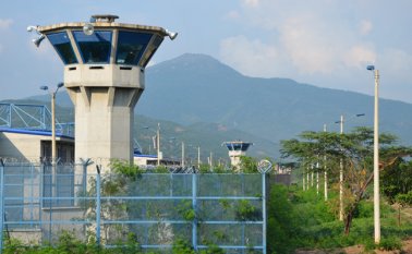 El mayor Holger Pérez Acevedo, director del centro carcelario, aseguró que el hecho fue producto por el intento de fuga del interno. La Opinión