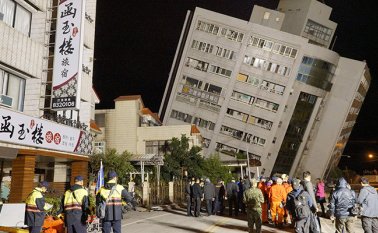 En Taiwán, en 1999 se registró un terremoto de magnitud 7,6 que causó 2.415 muertos.  AFP