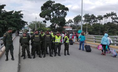 Tras los anuncios del presidente Juan Manuel Santos, se reforzaron los controles en la frontera con Venezuela. Jean García