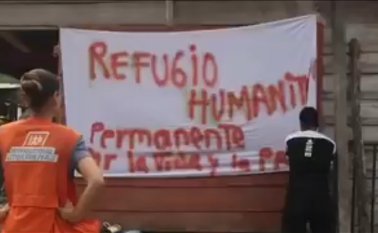 Los colonos ubicados en territorio barí, que aún no está delimitado, están en un refugio como medida de mitigación, aunque explicaron que su intención no es desafiar a los barí, sino exigir la presencia del Gobierno Nacional. twitter
