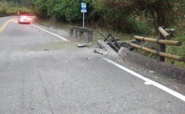 El domingo, en el kilómetro 104+150 de la vía Cúcuta-Pamplona, dos hombres murieron por la detonación de un artefacto explosivo, que presuntamente, estaban instalando por orden del Eln. La Opinión