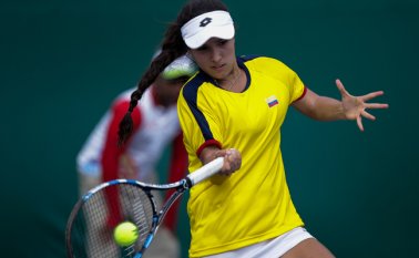 “Muy feliz por esta victoria, por ganar un partido más, gracias a Dios me he sentido muy bien... Estoy recuperada del dolor en la espalda”, aseguró la joven deportista. Archivo