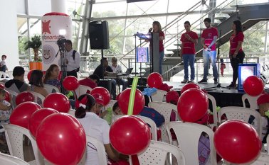 La fundación Soñar brindó una fiesta a los niños con cáncer, con apoyo del Instituto Departamental de Salud, la Alcaldía y entidades del sector privado. Alfredo Estévez