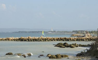 Unidades de Guardacostas comenzaron la búsqueda. Los nativos de la isla esperan que los hombres permanezcan con vida. Colprensa