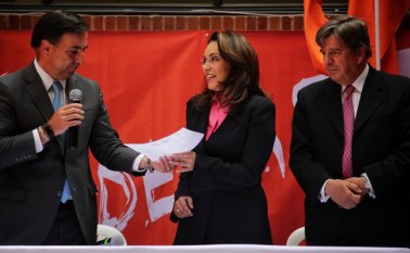 La excongresista Viviane Morales, quien renunció al Partido Liberal, inscribió el martes su aspiración a la Presidencia de la República por el Partido Somos. Colprensa