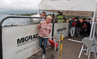 En el puente Simón Bolívar se instalarán 14 equipos teniendo en cuenta el alto flujo de personas que se identifica sobre este paso legal. Suministrada
