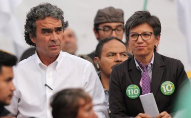 Sergio Fajardo junto a Claudia López. Colprensa