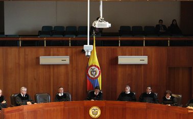 La Sala Penal de la Corte Suprema de Justicia condenó a 21 años y 9 meses y 24 días de prisión al exmagistrado de la Sala Laboral del Tribunal Superior de Cúcuta Fernando Castañeda Cantillo, y una de 22 años y 8 meses y 2 días a Félix María Galvis por desfalcar a Ecopetrol Colprensa