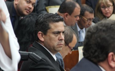 Luego de conocerse el despido del capitán Jaime Henández, en las últimas horas se informó que otros 34 pilotos fueron destituídos de sus puestos. Colprensa