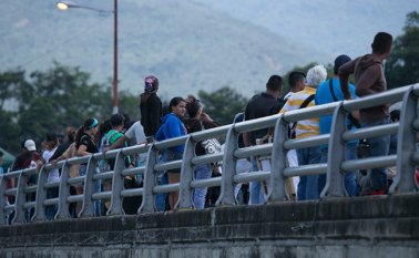 La serie de medidas institucionales buscan garantizar el normal desarrollo del proceso electoral este 11 de marzo. Archivo La Opinión