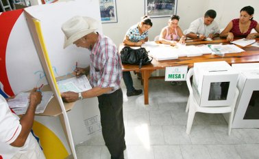 Hoy es el momento definitivo para que el país salga a escoger a los congresistas que, durante los próximos cuatro años, estarán en el Senado y la Cámara de Representantes. Cortesía