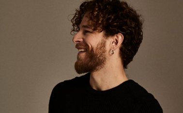 Álvaro Cervantes es un actor catalán que cumple diez años de actividades actorales profesionales. Colprensa