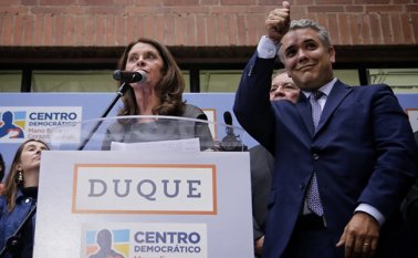 El aspirante a la presidencia de Colombia viajó junto a su candidata a la vicepresidencia, Marta Lucía Ramírez. Colprensa