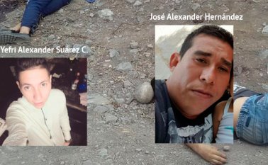 Los hombres quedaron tendidos a un lado de la carretera. Cortesía