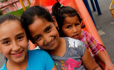 La felicidad ha destacado a los colombianos. Colprensa