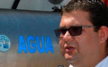 Ataya es hijo del exgobernador de Arauca, Luis Eduardo Ataya, y al parecer no tenía ninguna amenaza por parte de este grupo rebelde. Internet