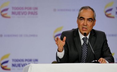 Más de mil guerrilleros atacaron la población con bombonas de gas cargadas con combustible. Internet