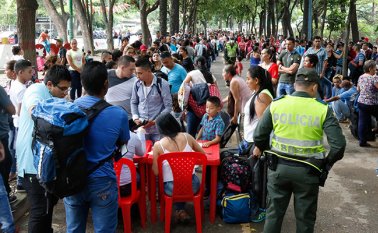 El primer grupo que viajó a la capital colombiana estuvo formado por 550 trabajadores.  Mario Franco