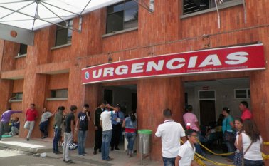 Al día ingresan al servicio de urgencias 270 pacientes y junto con los acompañantes se congestiona la sede. Archivo