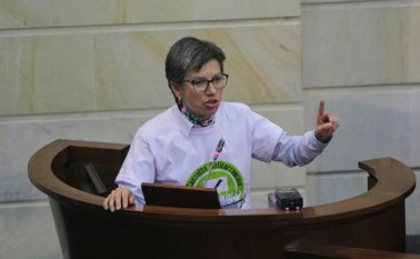 La promotora de la consulta, la senadora y candidata vicepresidencial, Claudia López, sostuvo que Alianza Verde está de acuerdo en correr la votación en las urnas para una fecha después de las elecciones presidenciales.
Colprensa